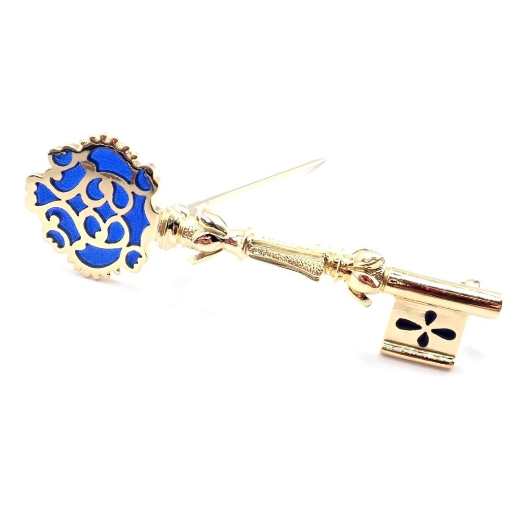 Rare! Authentic Vintage Mikimoto 18k Yellow Gold Key Blue Enamel Brooch Pin